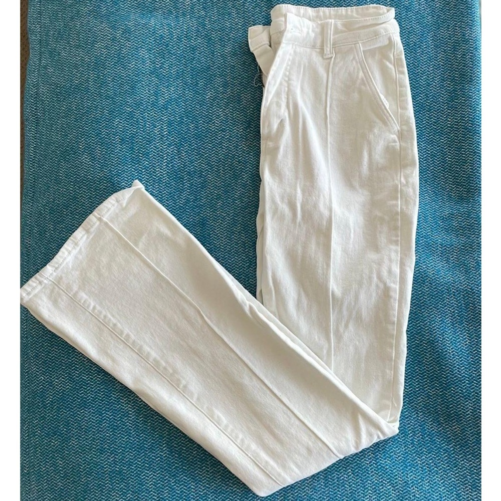 Shein Flare Bottom Jeans White